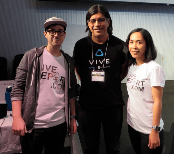 Vivereport team with Dario 2.png